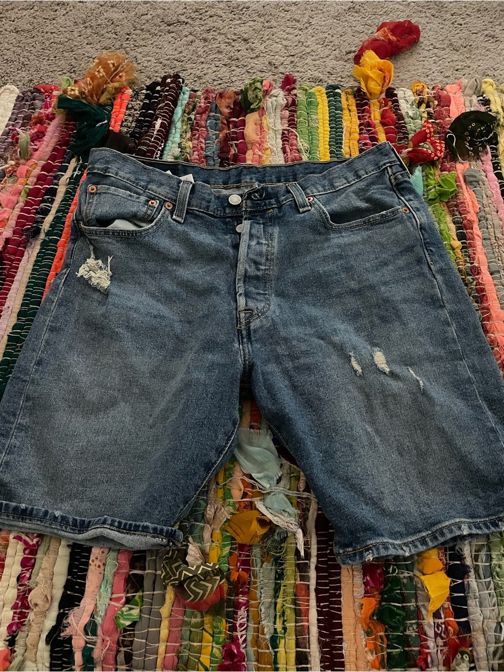 Levi jorts